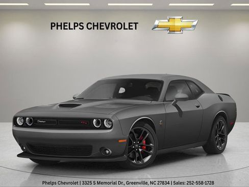 Used 2021 Dodge Challenger R/T Scat Pack image 1