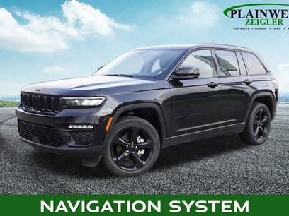 Used 2023 Jeep Grand Cherokee Limited w/ Luxury Tech Group II