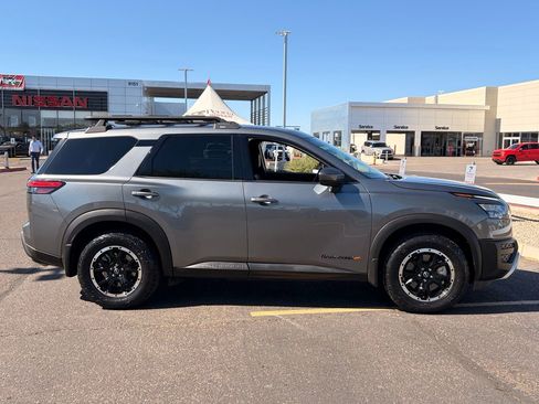 Certified 2024 Nissan Pathfinder Rock Creek AWD/4WD image 6