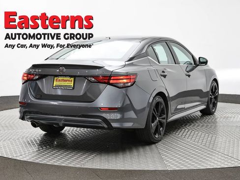 Used 2021 Nissan Sentra SR image 5