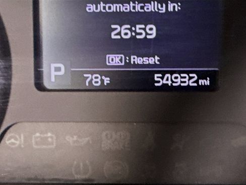 Used 2021 Kia Seltos EX AWD/4WD image 16