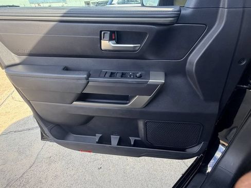 Used 2025 Toyota Tundra SR5 AWD/4WD image 25