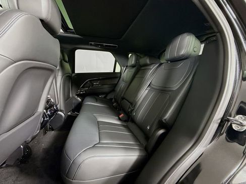 New 2026 Land Rover Range Rover Sport Dynamic SE AWD/4WD image 24