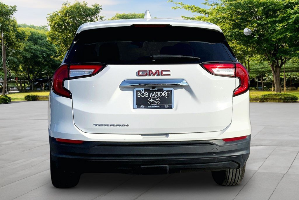 Used 2024 GMC Terrain SLE FWD image 5