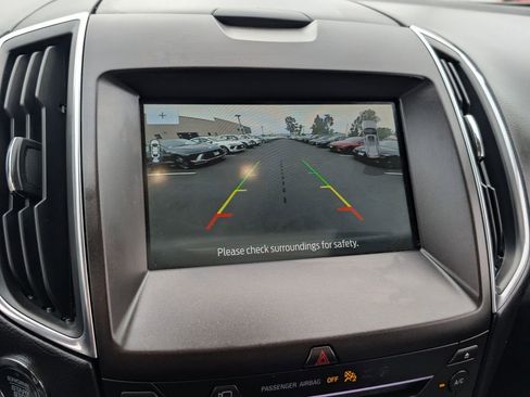 Used 2019 Ford Edge Titanium w/ Equipment Group 301A FWD image 31