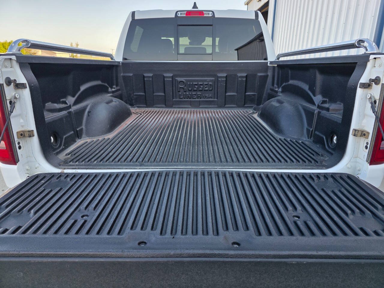 Used 2021 RAM 1500 Laramie AWD/4WD image 5
