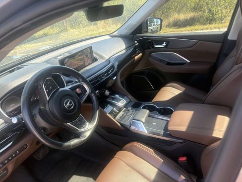 Used 2022 Acura MDX SH-AWD w/ Advance Package image 3