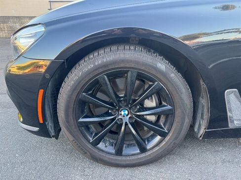 Used 2016 BMW 740i RWD image 6