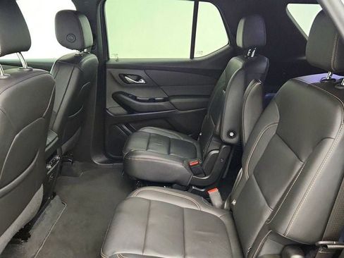 Used 2023 Chevrolet Traverse LT AWD/4WD image 19