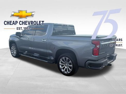 Used 2020 Chevrolet Silverado 1500 High Country w/ Technology Package AWD/4WD image 3