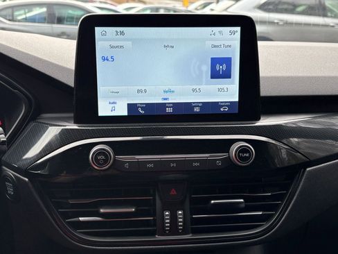 Used 2025 Ford Escape ST-Line image 31