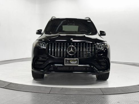 Used 2024 Mercedes-Benz GLS 63 AMG 4MATIC image 2