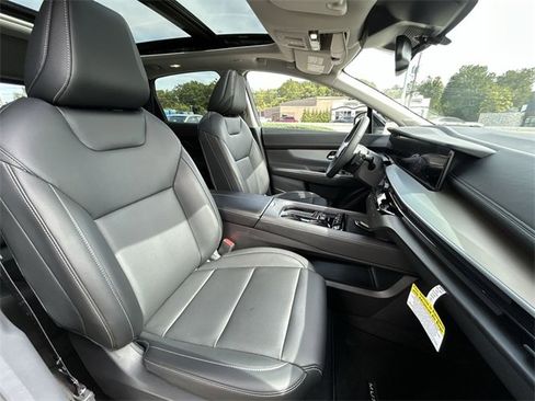 Certified 2025 Nissan Murano SL image 25