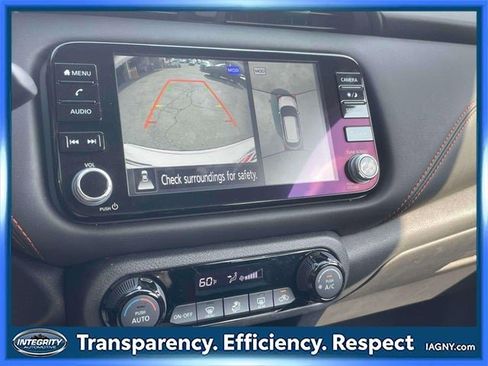 Used 2024 Nissan Kicks SR image 26