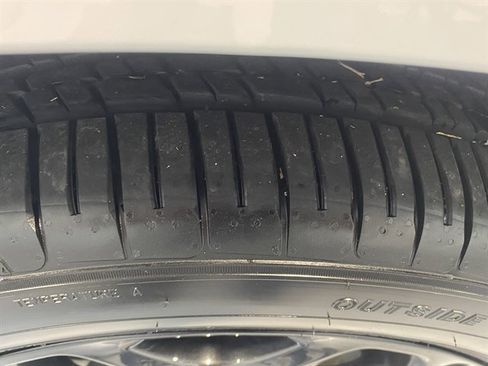 Used 2023 Chrysler 300 Touring L w/ Comfort Group image 40