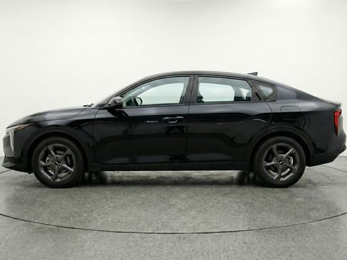 Used 2025 Kia K4 FWD image 5
