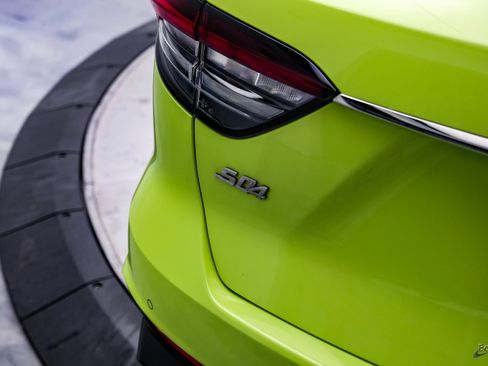 Used 2021 Maserati Levante S GranSport image 32