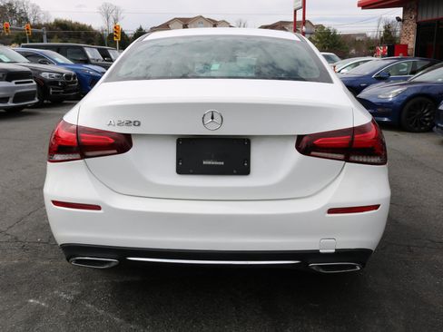 Used 2021 Mercedes-Benz A 220 image 4
