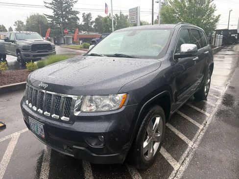 Used 2012 Jeep Grand Cherokee Overland AWD/4WD image 3