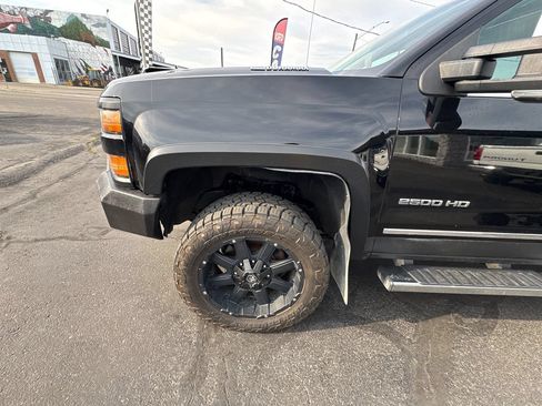 Used 2016 Chevrolet Silverado 2500 LTZ w/ LTZ Plus Package AWD/4WD image 6