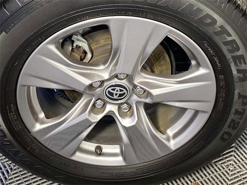 Used 2024 Toyota RAV4 LE image 28
