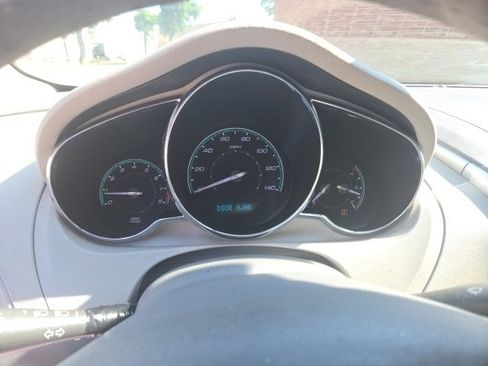 Used 2010 Chevrolet Malibu LS image 10