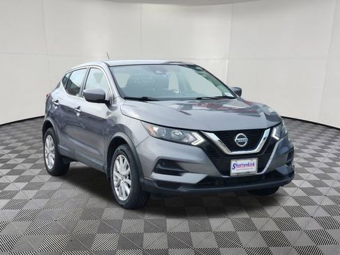 Used 2020 Nissan Rogue Sport S w/ Appearance Package AWD/4WD image 2