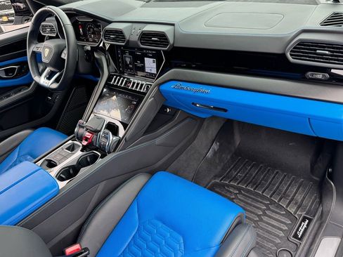 Used 2022 Lamborghini Urus image 50