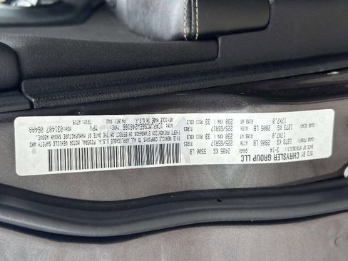 Used 2014 Jeep Cherokee Latitude w/ Comfort/Convenience Group image 25