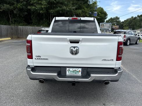 Used 2019 RAM 1500 Laramie AWD/4WD image 4