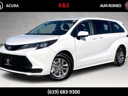 Used 2024 Toyota Sienna LE