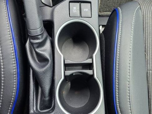 Used 2017 Toyota Corolla SE FWD image 25