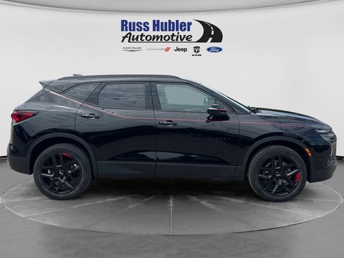 Used 2022 Chevrolet Blazer LT w/ Redline Edition FWD image 8