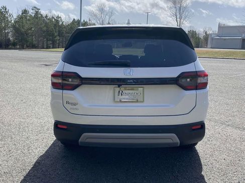 New 2025 Honda Pilot EX-L image 3