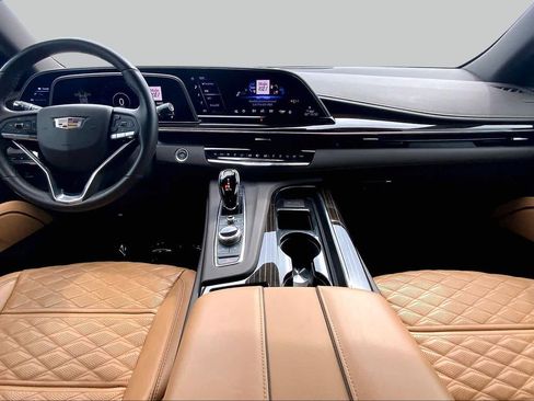 Used 2023 Cadillac Escalade ESV Premium Luxury AWD/4WD image 14