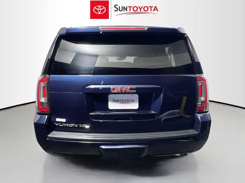 Used 2019 GMC Yukon XL SLE w/ SLE Value Package image 5