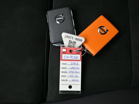 Used 2023 Volvo C40 P8 Recharge Ultimate AWD/4WD image 29