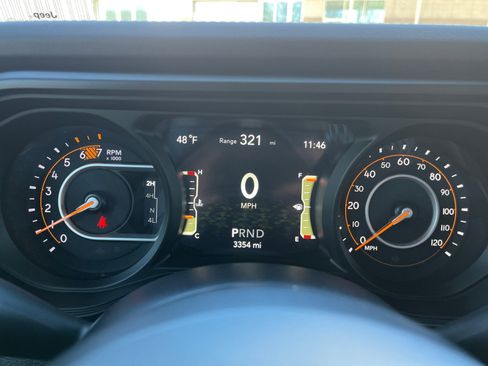 Used 2025 Jeep Wrangler Unlimited Rubicon w/ Steel Bumper Group image 19