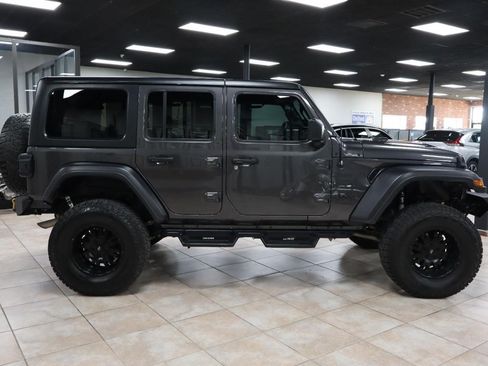 Used 2021 Jeep Wrangler Unlimited Sport AWD/4WD image 10