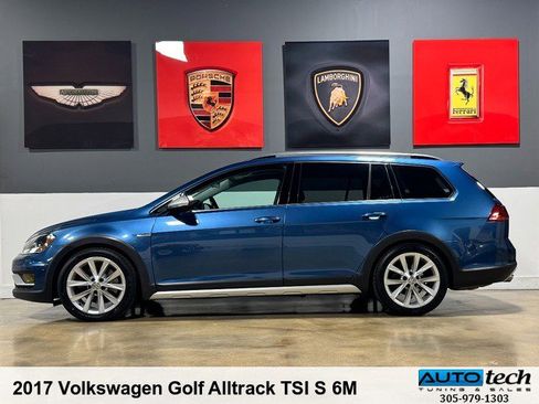 Used 2017 Volkswagen Golf Alltrack SE image 1