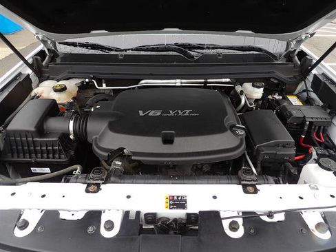 Certified 2022 Chevrolet Colorado LT w/ Luxury Package AWD/4WD image 42