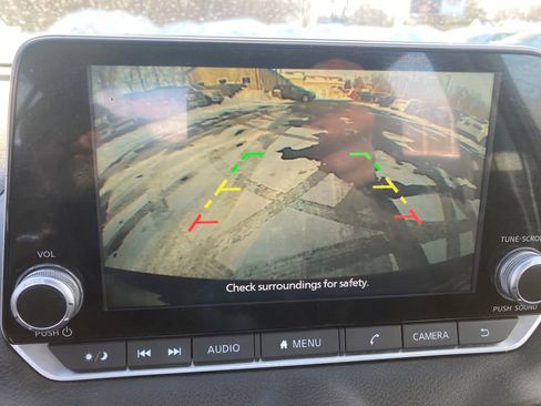 Used 2021 Nissan Sentra SV image 24