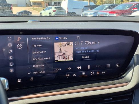 Used 2025 Buick Envision Sport Touring image 6