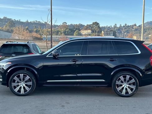 Certified 2025 Volvo XC90 T8 Ultra w/ Protection Package Premier image 6