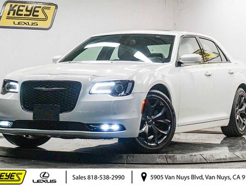Used 2022 Chrysler 300 S image 1