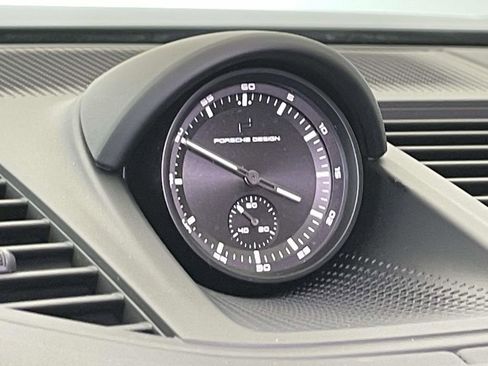 Used 2025 Porsche Panamera GTS image 28