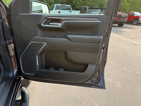 Used 2023 Chevrolet Silverado 1500 LT Trail Boss AWD/4WD image 23