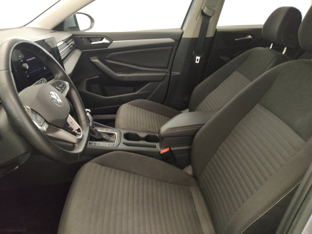 Used 2025 Volkswagen Jetta S FWD image 17