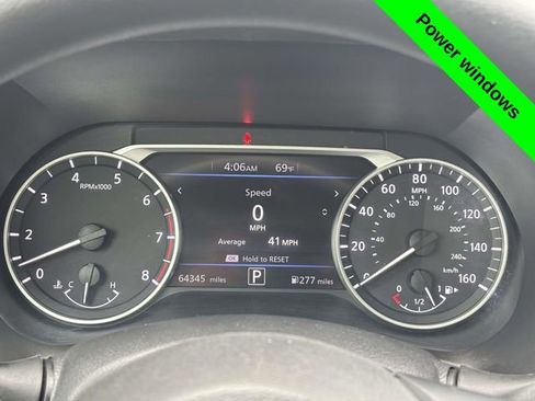 Used 2024 Nissan Sentra SV FWD image 21
