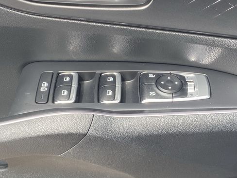 Certified 2022 Kia Sorento S FWD image 20